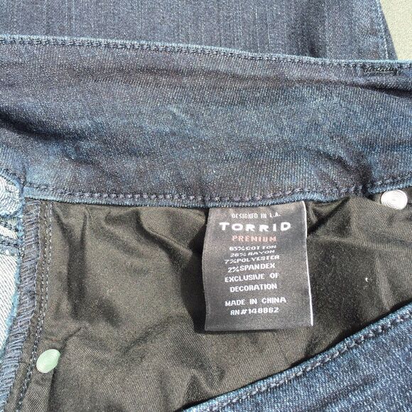 Dark Wash Jeans Zippers Size 24S Torrid Premium Jegging - Picture 10 of 10